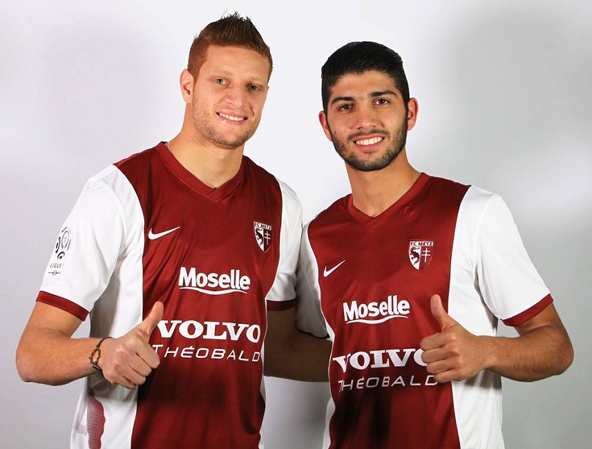 تقديم فخر الدين بن يوسف و الفرجاني ساسي للصحافة الفرنسية