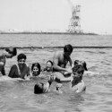 عائلات تتمتع ببحر صفاقس في الخمسينات
