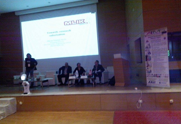 صفاقس : إحدى الشركات تحتضن مشروع مجدد في مجال الاقمشة الذكية 