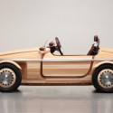 شاهد أحدث سيارات "تويوتا" المصنوعة من مادة الخشب بالكامل