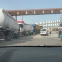 صفاقس : الشاحنات تغلق طريق "الكازينو"