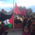 نصرة للقدس: العلمان التونسي والفلسطيني في مدرسة أولاد حمودة قرقور