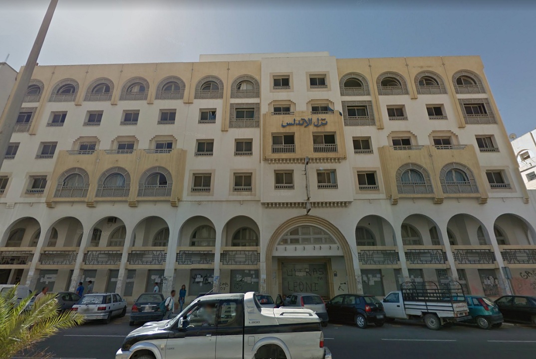 نزل الاندلس المغلق وسط مدينة صفاقس