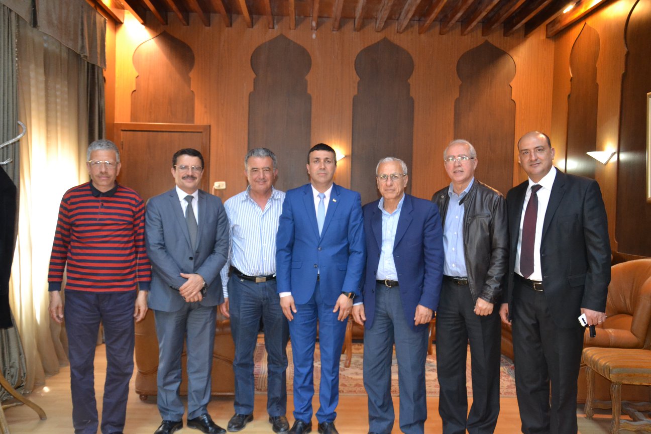 بلدية صفاقس تستقبل تنسيقية البيئة و التنمية : تسريع ادماج الكازينو بالملك العمومي البحري