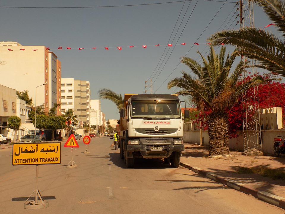 أشغال تهيئة طريق المطار - صفاقس