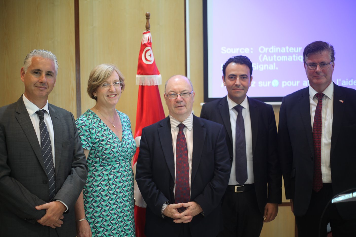 أليستر بيرت وزير الدولة البريطاني لشؤون الشرق الأوسط وشمال إفريقيا في صفاقس