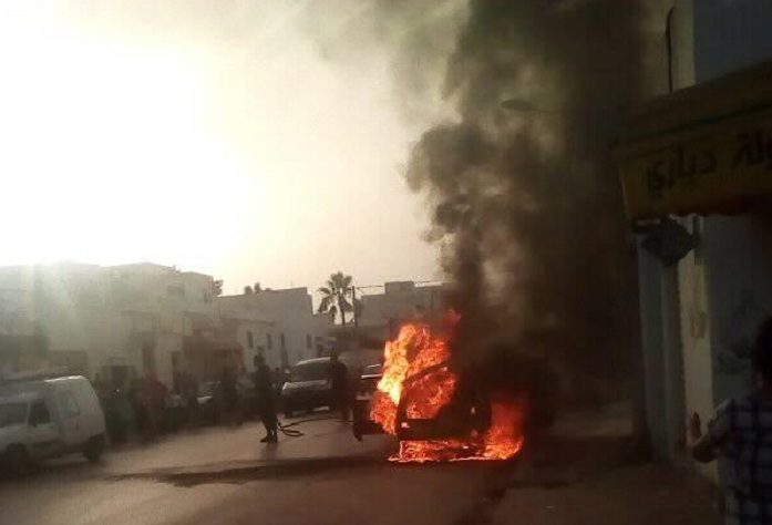 صفاقس : إحتراق سيارة تاكسي في طريق الأفران