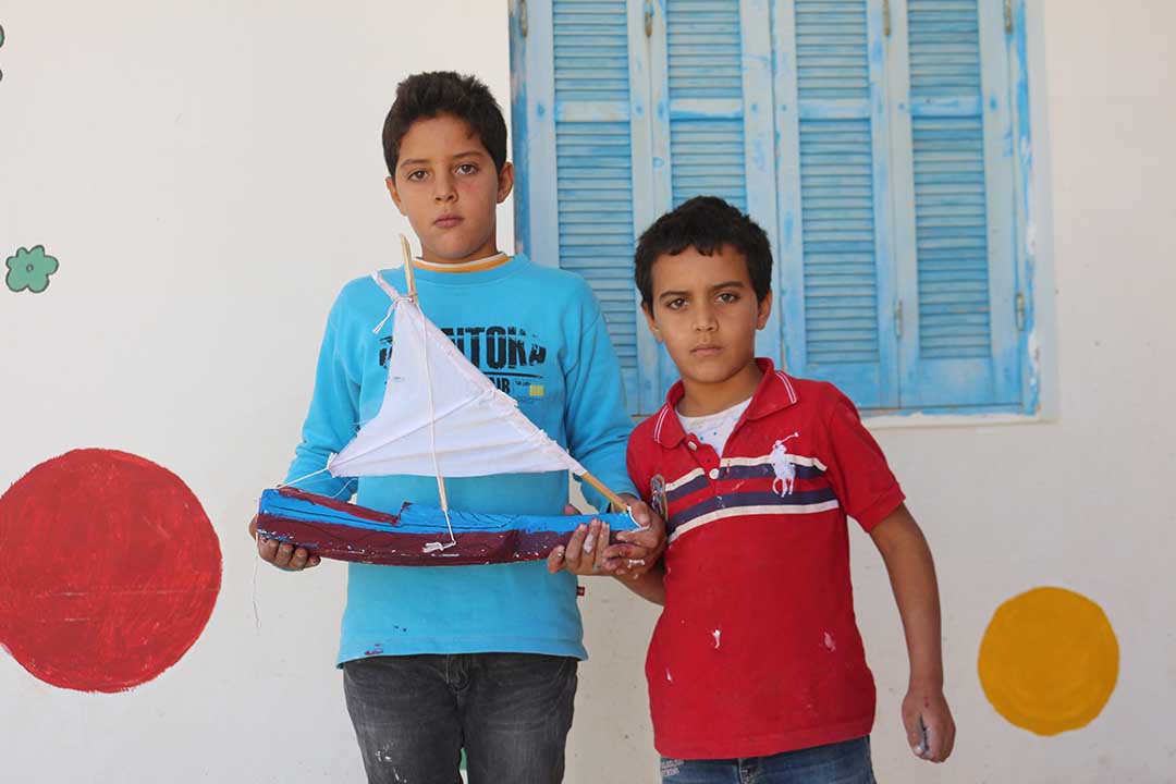 في إطار تظاهرة "الحرقة" : ورشة فنية تشكيلية بمدرسة اولاد عز الدين بقرقنة