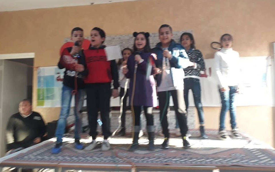 صفاقس : نادي المسرح بمدرسة شكيب أرسلان يختتم أنشطة الثلاثي الأول بمدرسة ڤرڤور الشمالية