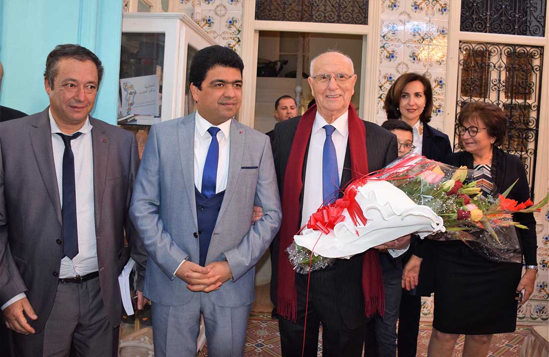 صفاقس : تقديم كتاب "الحلم والمنعرج الخطأ" للأستاذ عبد السلام القلال عبد الواحد المكني - عادل الخبثاني - عائدة الزحاف