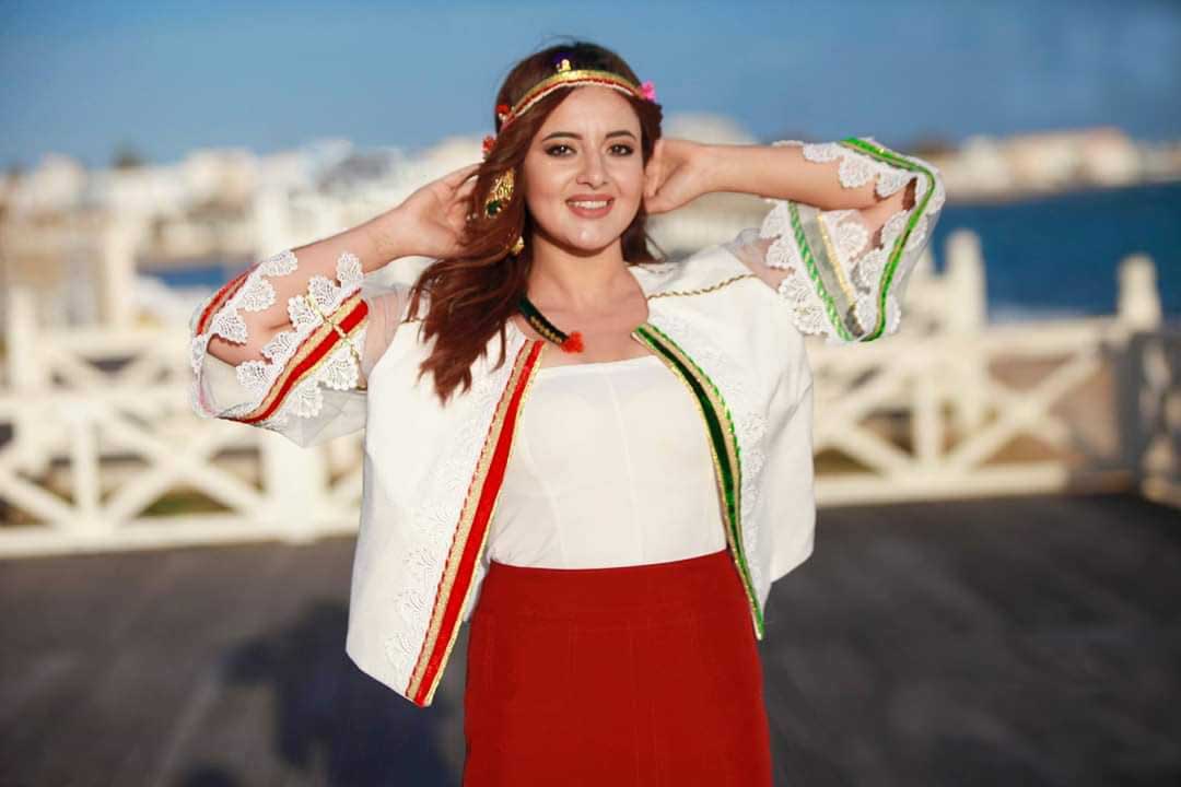 ملكة جمال صفاقس اية بن سلطانة