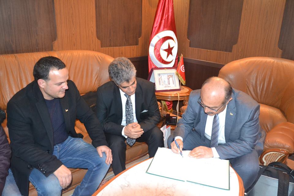 منير اللومي- توقيع اتفاقسة -بلدية صفاقس