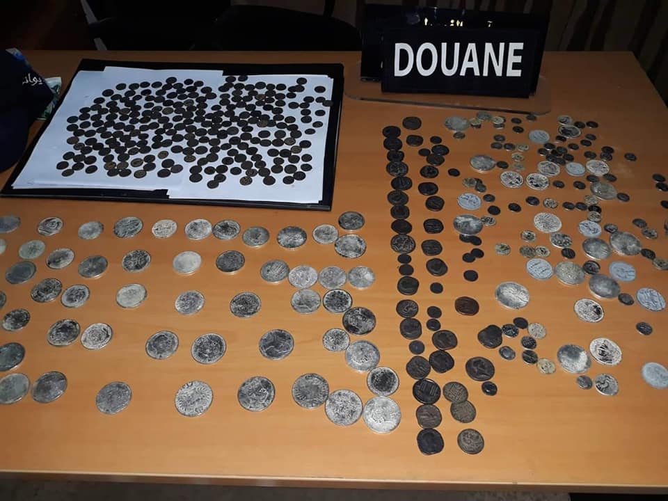 صفاقس : الديوانة تحجز قطع أثرية تعود إلى القرن الثاني ميلادي