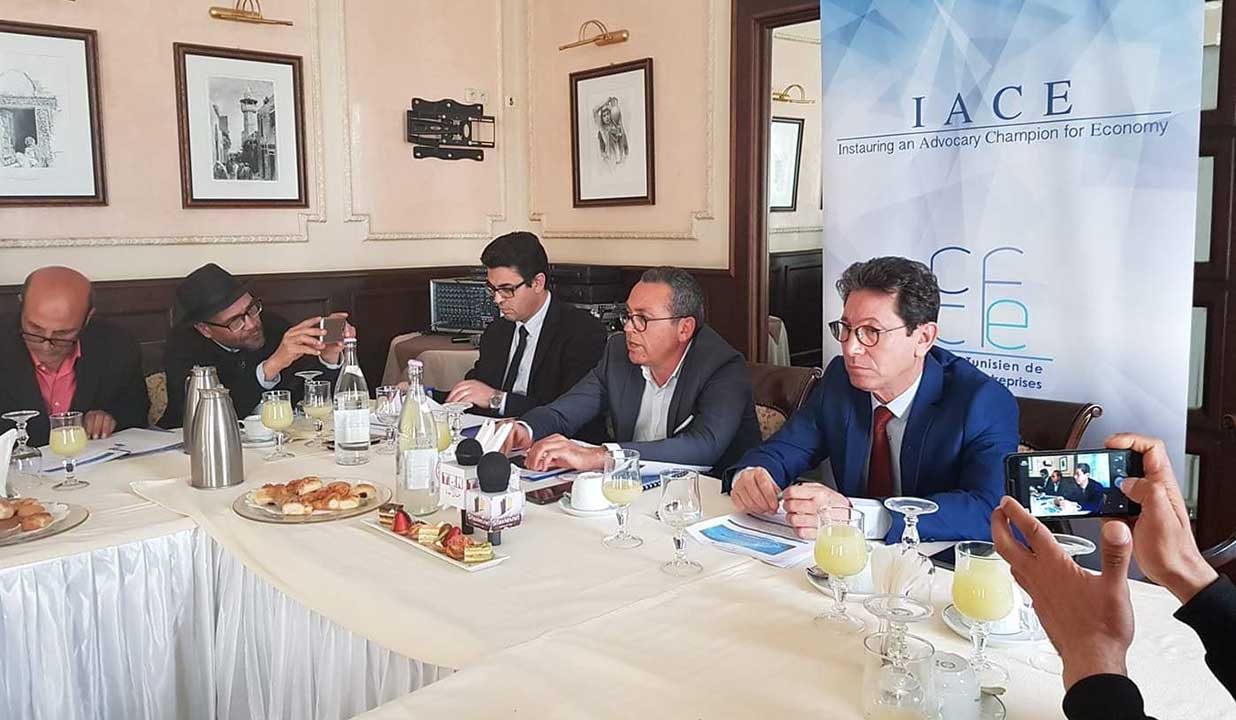 صفاقس تحتضن المنتدى السادس للجباية تحت شعار : "فرض الضرائب على الاقتصاد وديمومة المؤسسة"