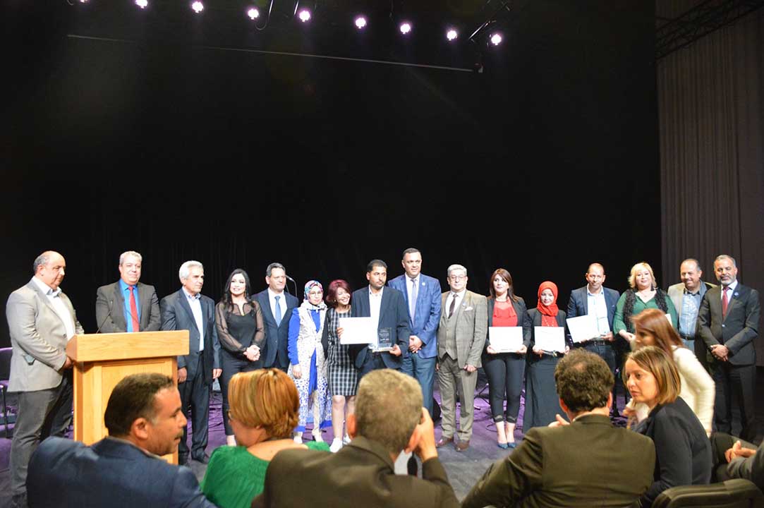 فعاليات أيام الإبداع الصحفي الثقاقي : توزيع جوائز مسابقات اتصالات تونس والجامعة التونسية لوكالات الأسفار