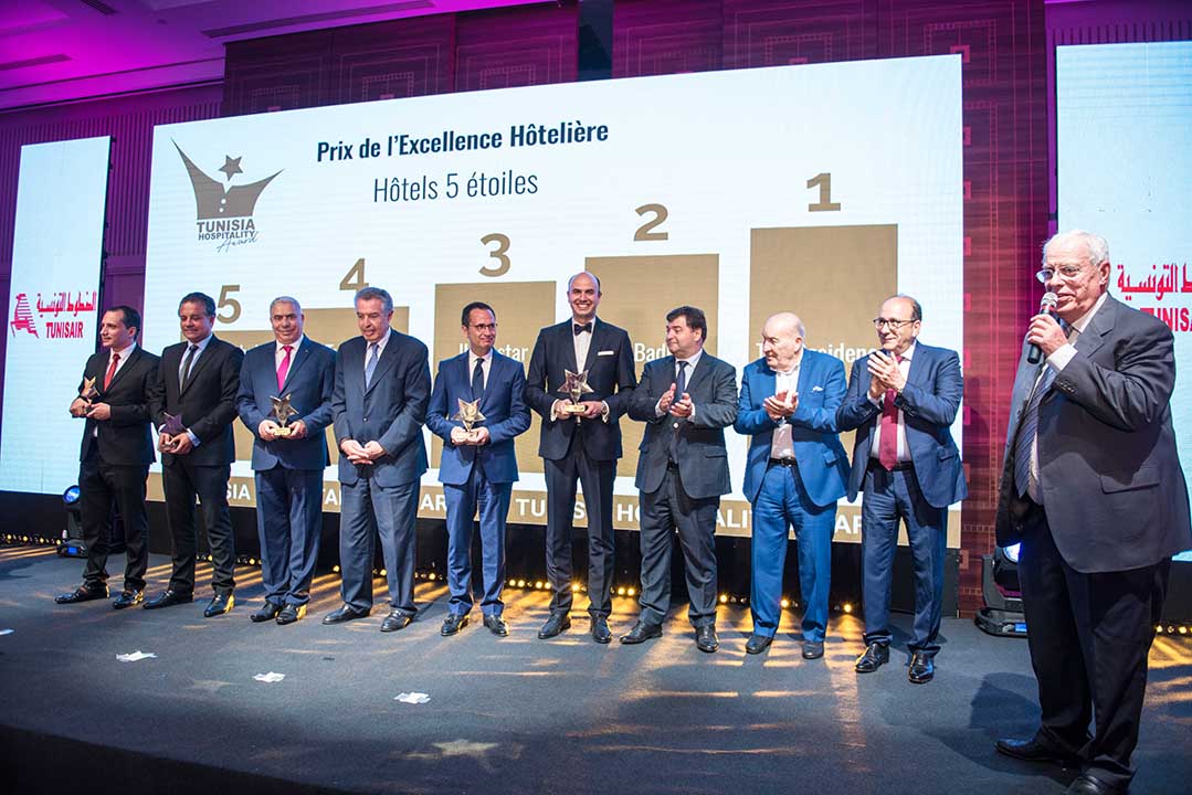 Les Prix de l’Excellence Hôtelière 19 Prix de l’Excellence Hôtelière ont été décernés aux hôtels les mieux notés par les clients durant l’année écoulée (de juin 2018 à mai 2019) selon les chiffres fournis par notre partenaire ReviewPro. Meilleurs hôtels 5 étoiles : 1er Prix : The Residence Tunis 2e Prix : La Badira à Hammamet 3e Prix : Iberostar Royal El Mansour à Mahdia 4e Prix : Tui Blue Palm Beach Palace à Djerba 5e Prix : Hasdrubal Prestige à Djerba