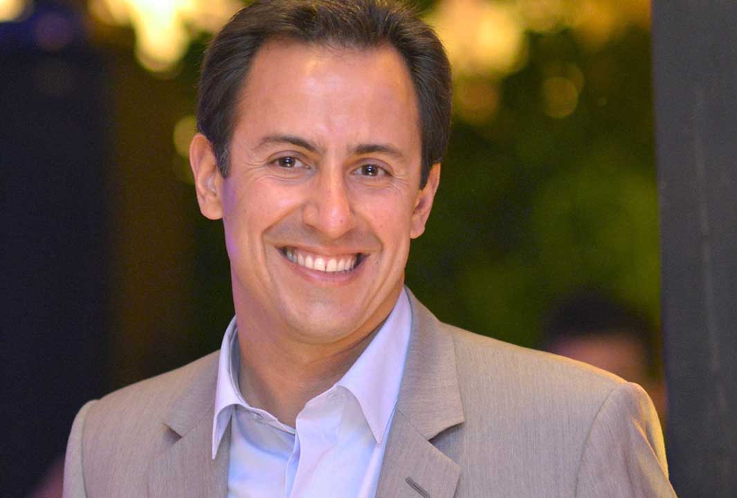 Après les performances de Panoro en Tunisie et au Gabon, Julien Balkany réélu président de cette compagnie