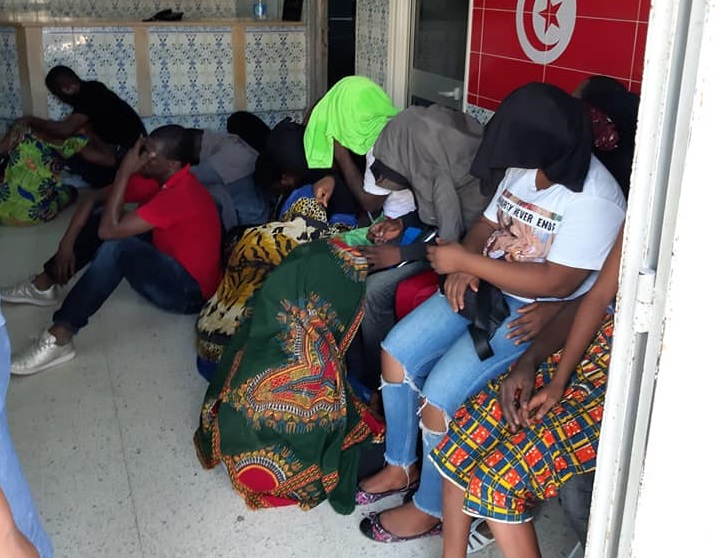 بالصور : توافد غير مسبوق للمهاجرين الأفارقة ( جنوب الصحراء ) بجهة صفاقس