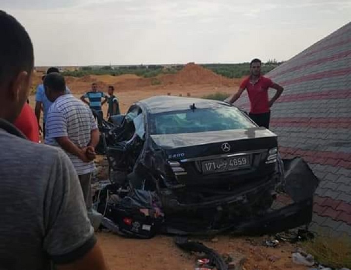  الطريق السيارة قابس صفاقس : وفاة 3 أشخاص من نفس العائلة في حادث مرور 