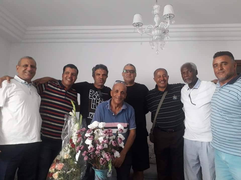 بنزرت: قدماء اللاعبيين يطمئنون على صحة الحارس الدولي السابق احمد بورشادة