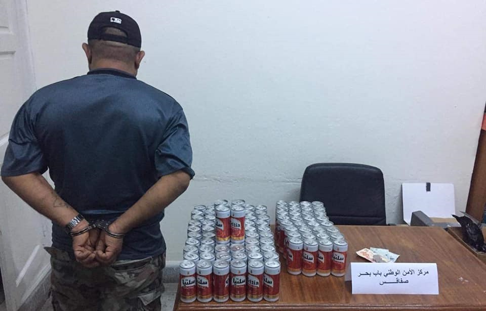 صفاقس : القبض على شخص بتهمة بيع الخمر خلسة 