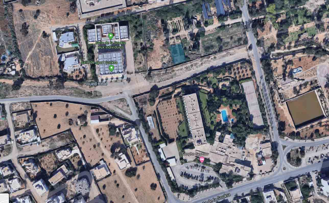 غريب : بلدية صفاقس تنوي تغيير صبغة أرض "نزل سيفاكس" من منطقة خضراء إلى منطقة سكنية وتجهيزات عمومية وخدماتية
