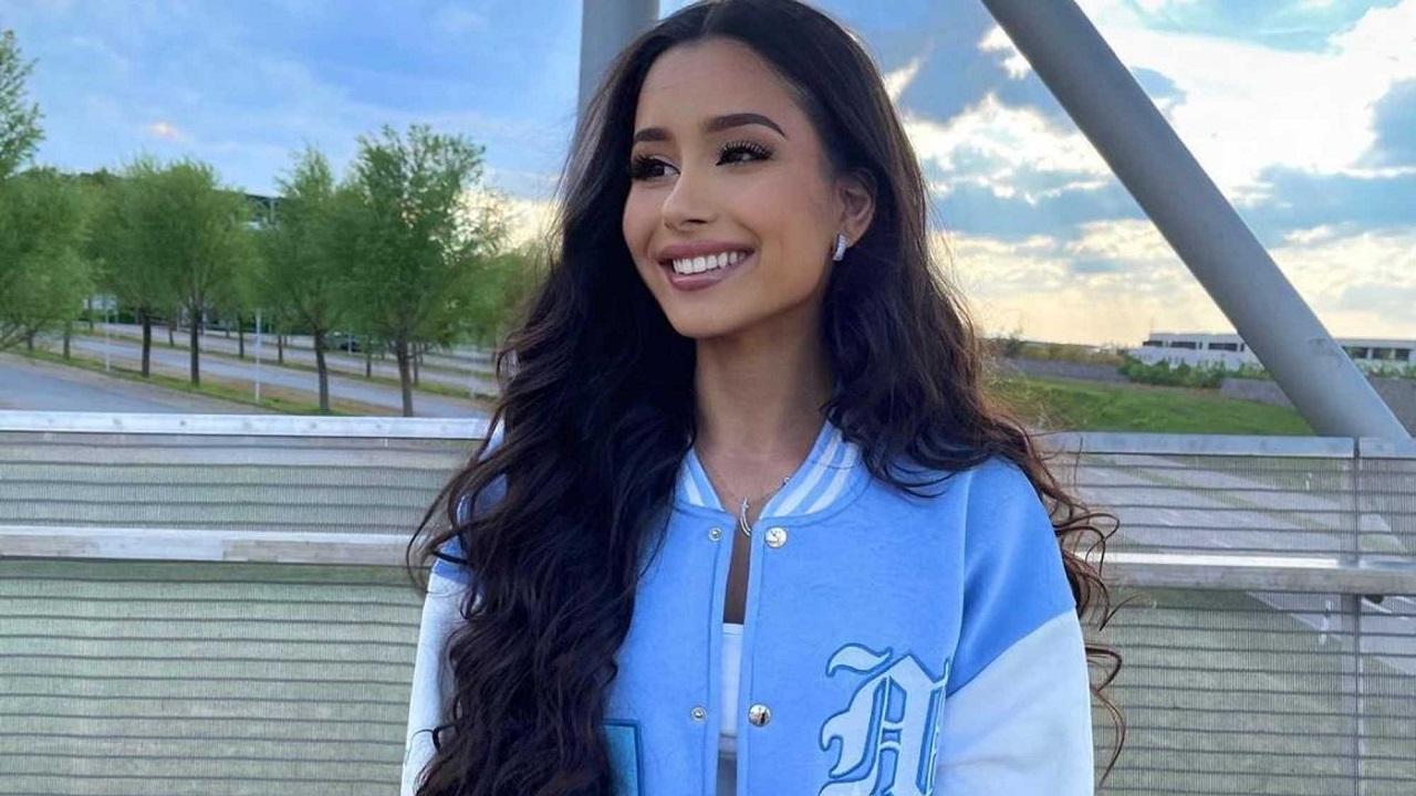 فتاة - جمالها - عروس