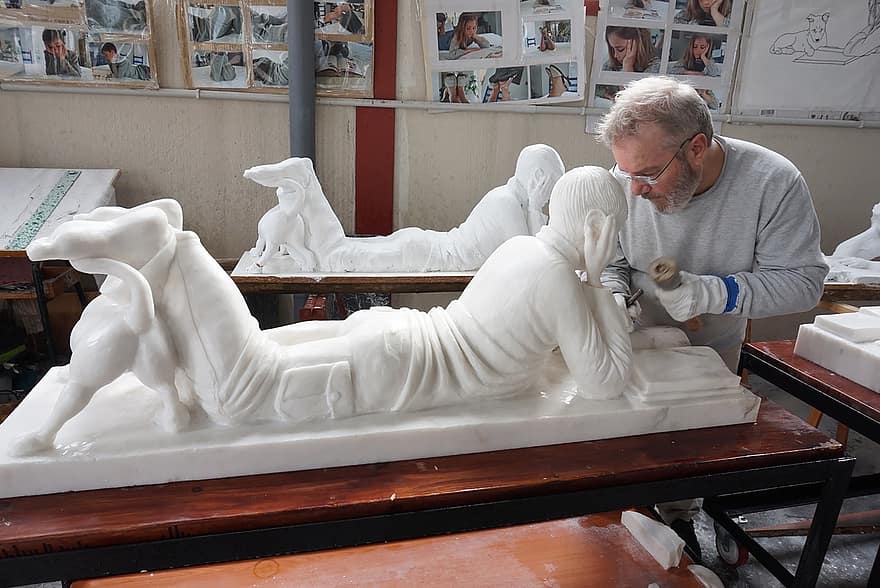 النحت الرخام