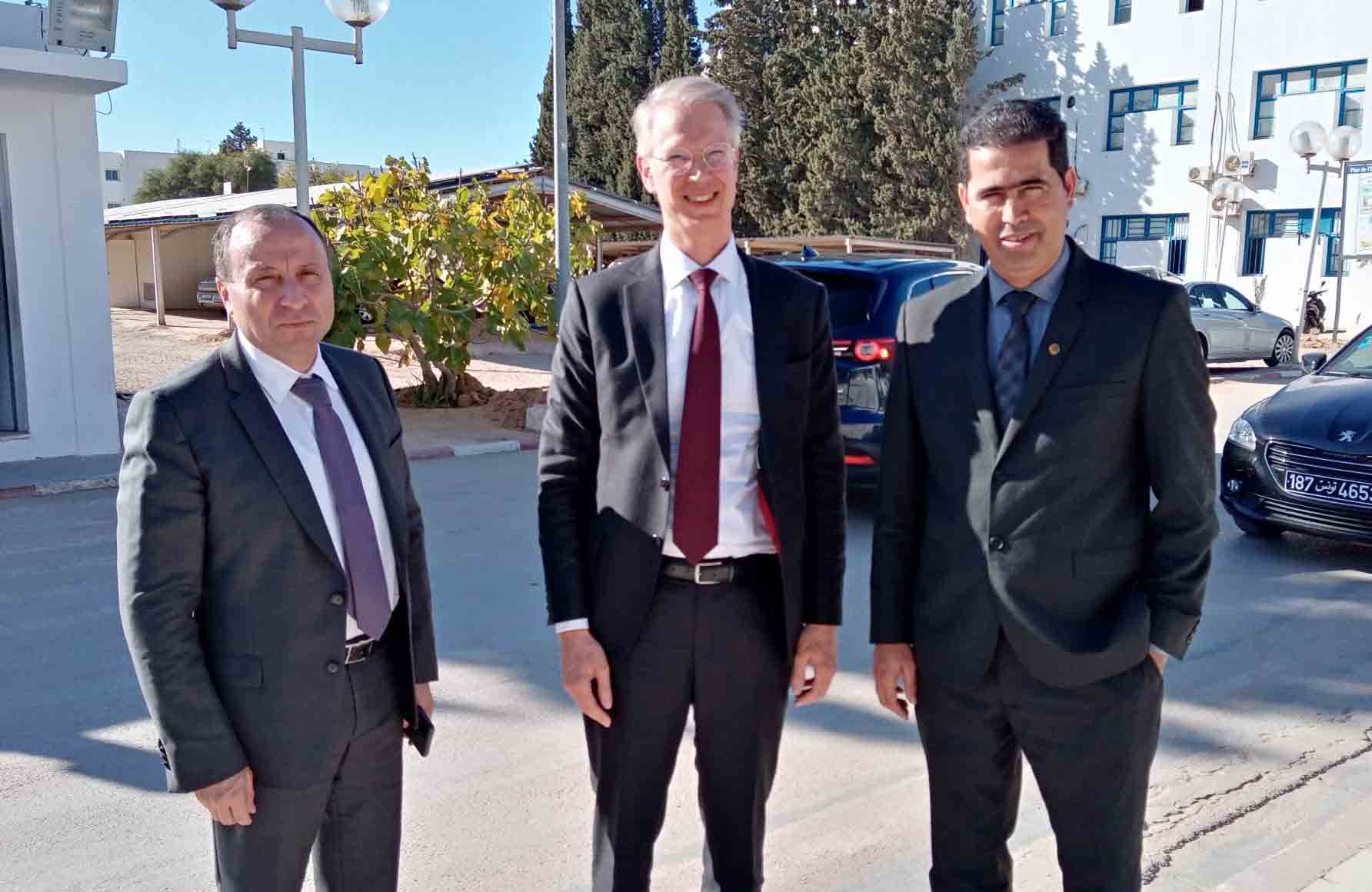 سفير دولة فنلندا بتونس في ضيافة المدرسة الوطنية للمهندسين بصفاقس