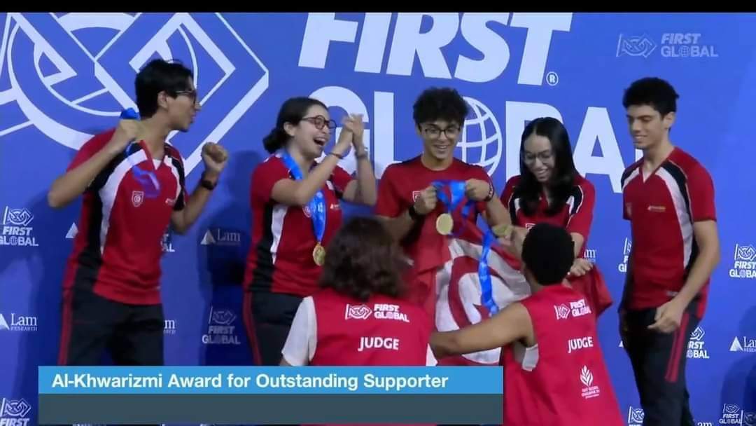 الفريق الوطني للروبوتيك