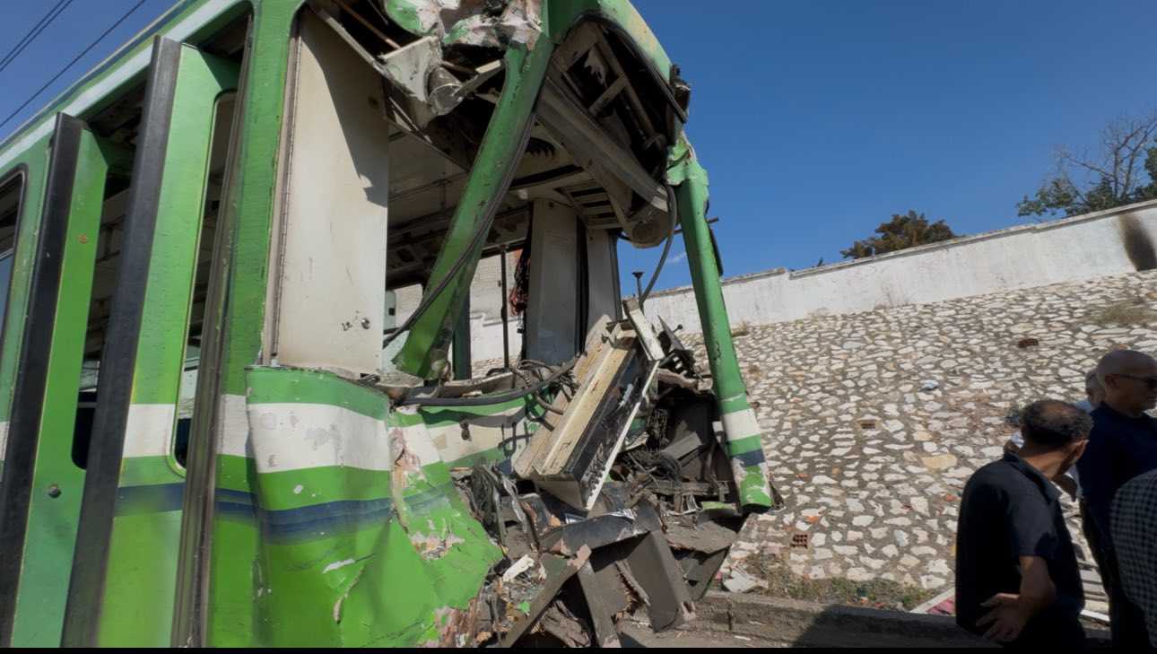 العاصمة : إصابة 19 شخصا في اصطدام مترو خفيف بآخر